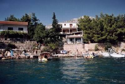 Apartmaji GOGA Starigrad-Paklenica