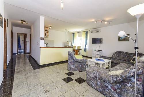 Apartmaji Marko Vodice