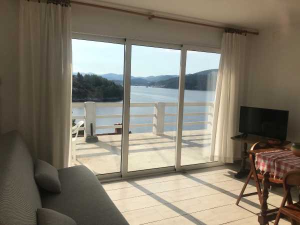 Apartmaji Mira Vela Luka