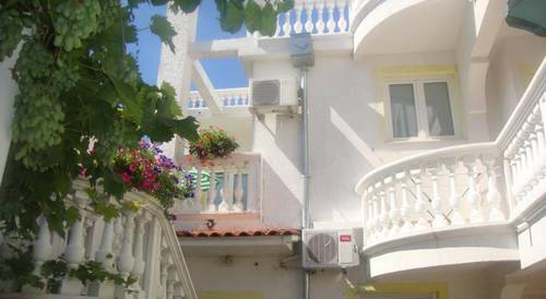 Apartmaji VODICE Marica Vodice